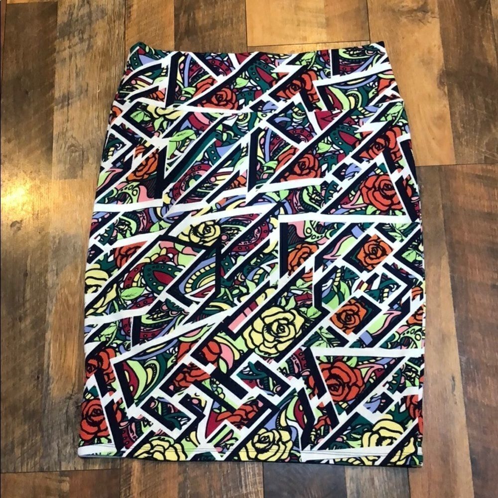 LulaRoe skirt L (3017*) - Picture 3 of 5